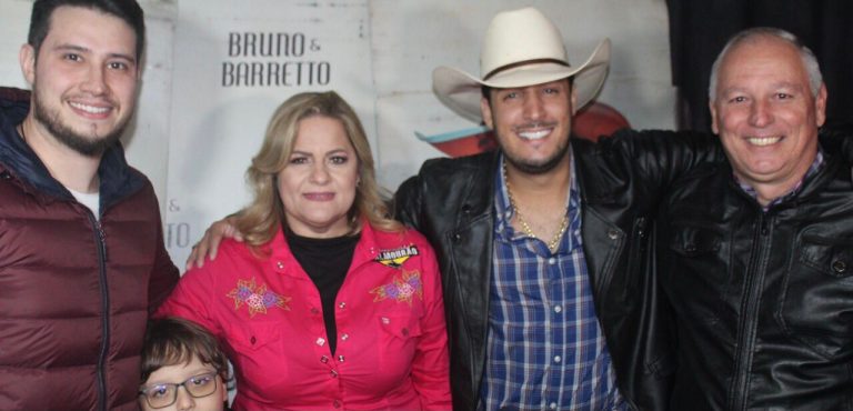 Confira as fotos do Rodeio de Salmourão