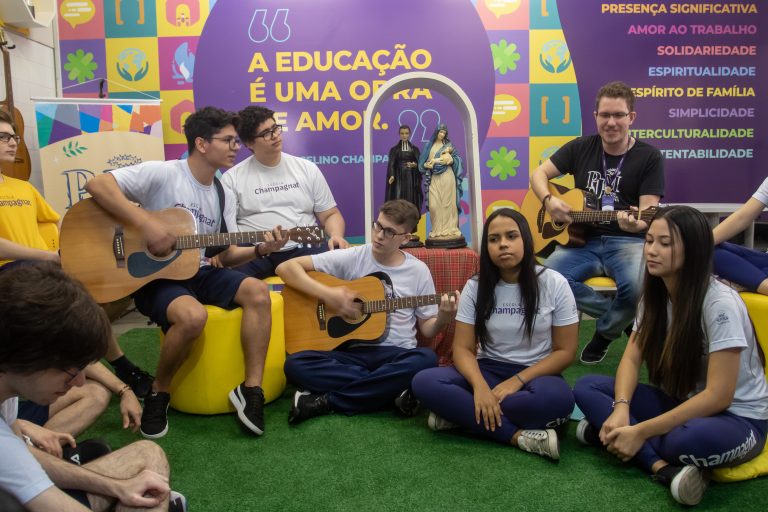 O importante papel da escola na formação de valores humanos nos alunos