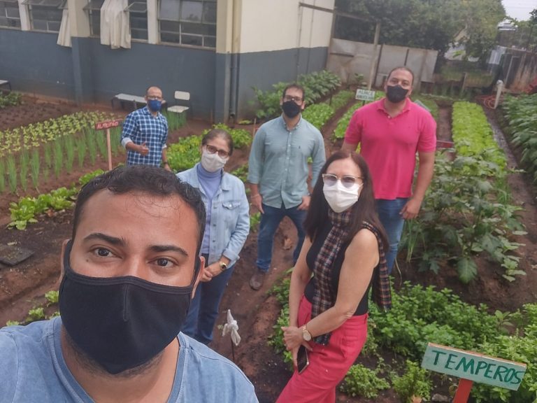 Escola Estadual Helen Keller desenvolve parcerias com a Secretaria de Agricultura e Meio Ambiente