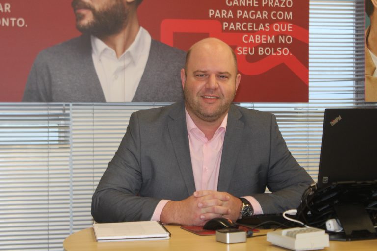 Com 20 anos de experiência no banco Santander, Thiago Modesto Mantovani retorna a Adamantina como gerente geral