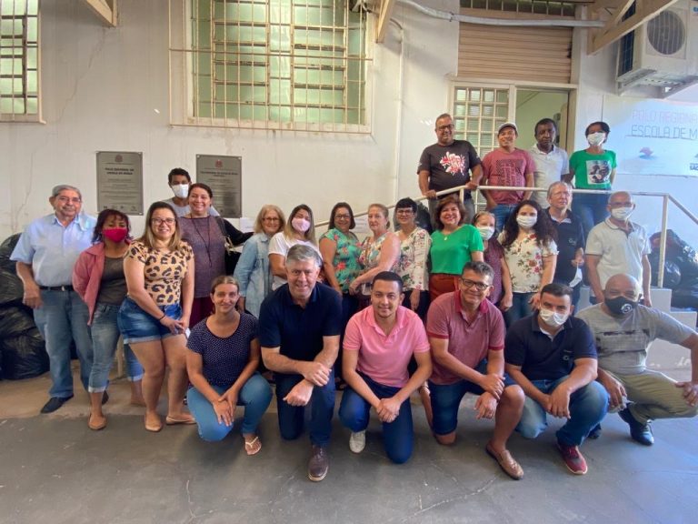 Fundo Social de Solidariedade de Adamantina distribui 16 mil peças de roupas e 140 cobertores