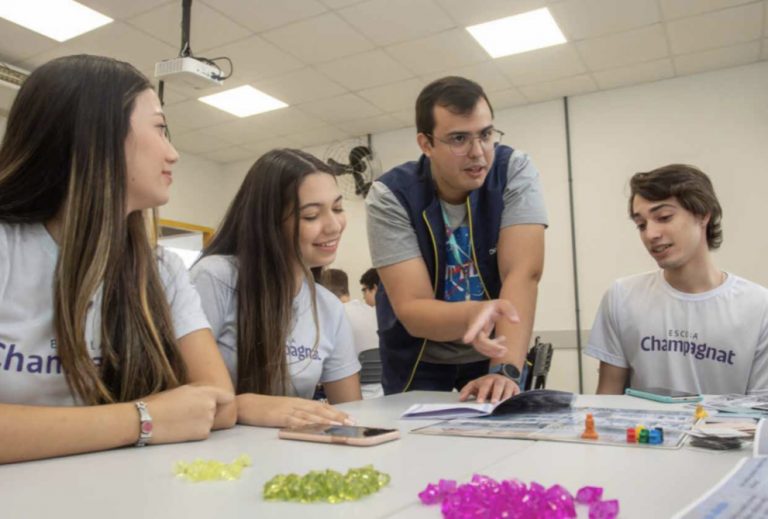 Ensino Médio Marista: formação de valores e aprovação em grandes vestibulares