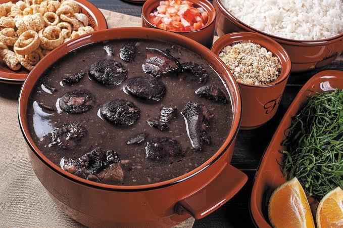Lar Cristão promove feijoada beneficente