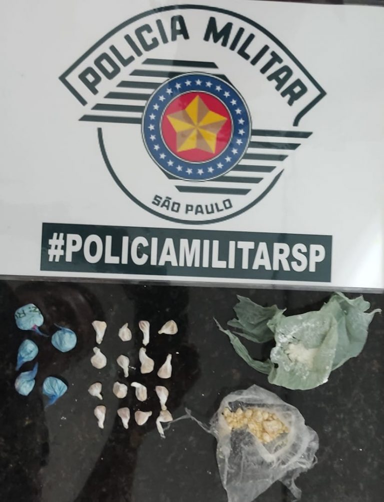 Casal é preso por tráfico de drogas