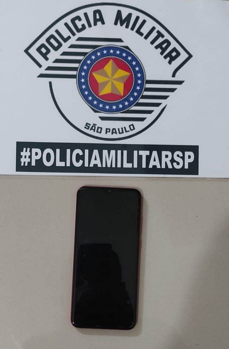 Mulher é presa após furtar Iphone de loja