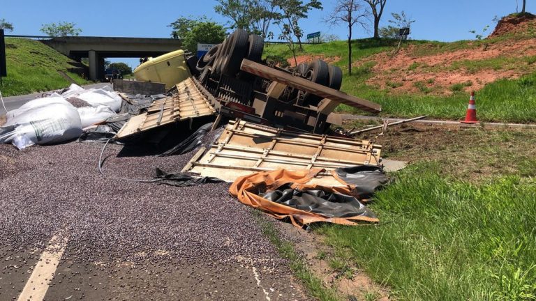 Mais um acidente acontece na SP-294