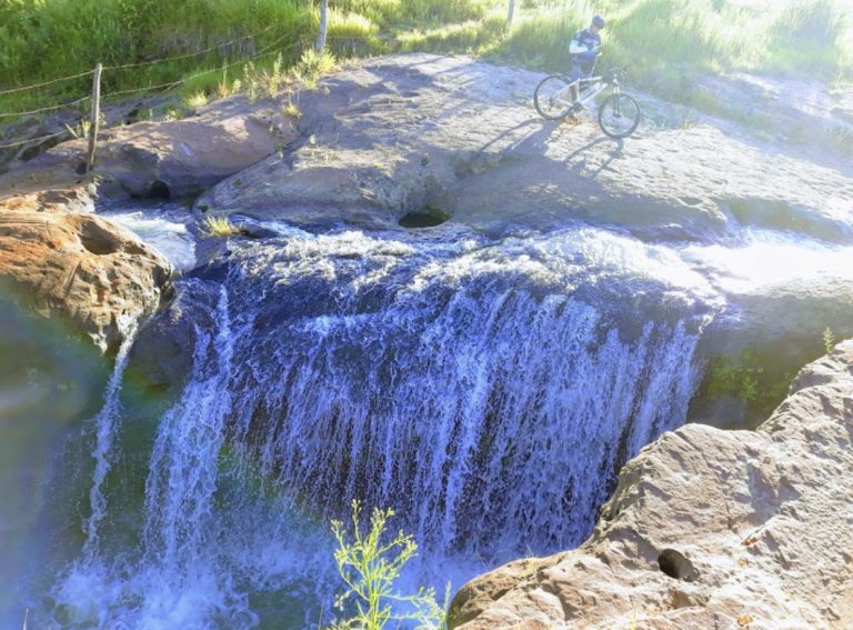 Mais de 150 moradores da região participam hoje da Rota da Cachoeira em Adamantina