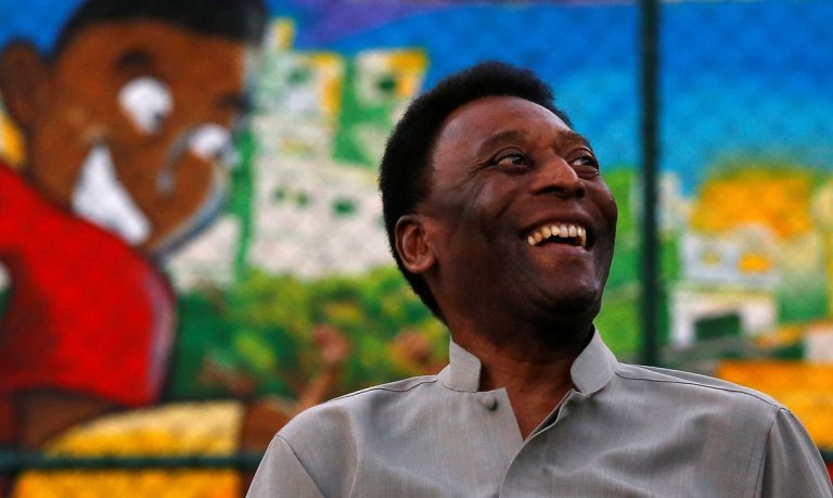 Pelé mudou os rumos do esporte mais popular do Brasil