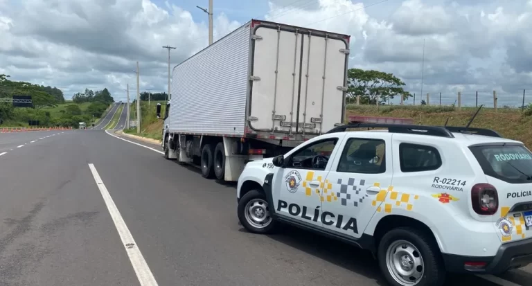 Homem é preso por receptação e caminhão roubado é recuperado na região