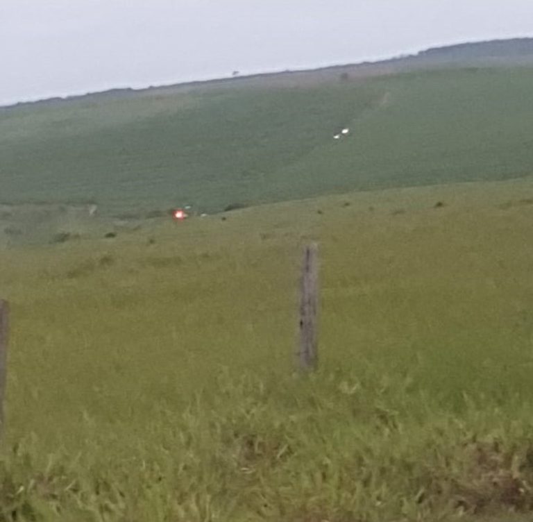 Piloto morre após queda de avião na região