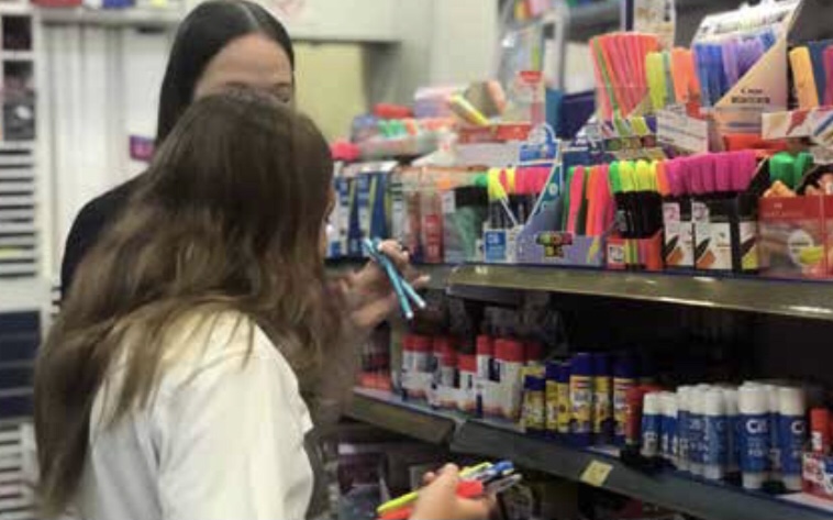 Venda de material escolar movimenta o comércio em Adamantina