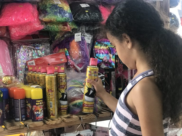 Carnaval movimenta o comércio de Adamantina