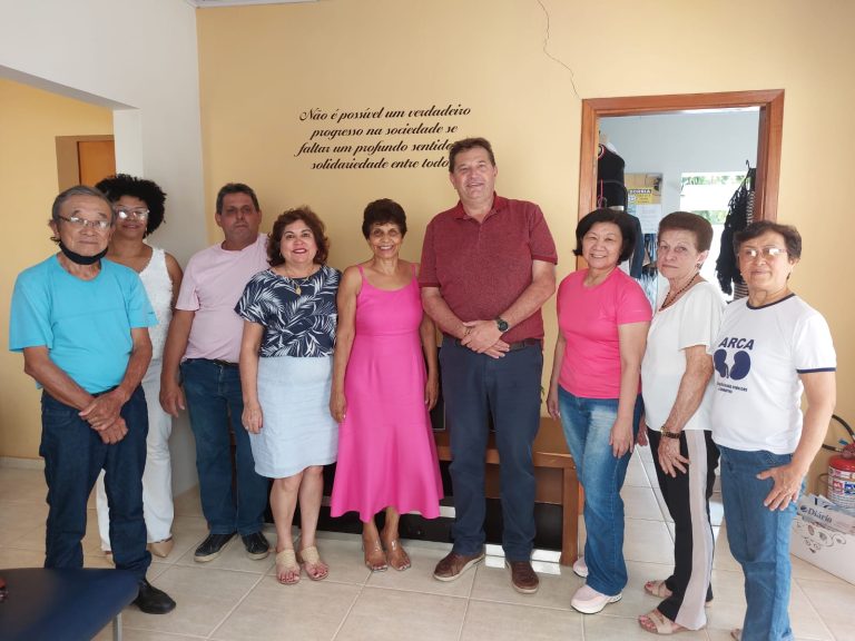 Bragato destina recursos para compra de máquinas para hemodiálise