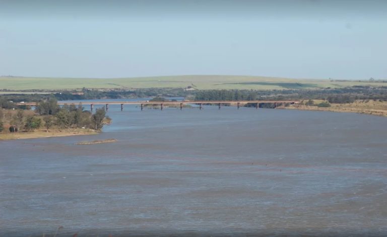 Tráfego de veículos na ponte sobre rio Paranapanema será liberado nesta segunda