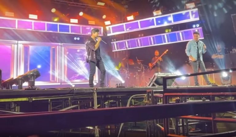 Palco cede durante show de Zé Henrique & Gabriel no interior de SP