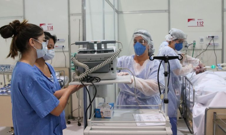 Prazo para cidades aderirem ao programa Mais Médicos acaba hoje