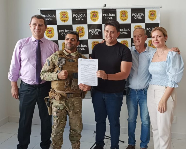 Câmara de Adamantina homenageia policial civil pela conclusão do Curso de Operações Policiais