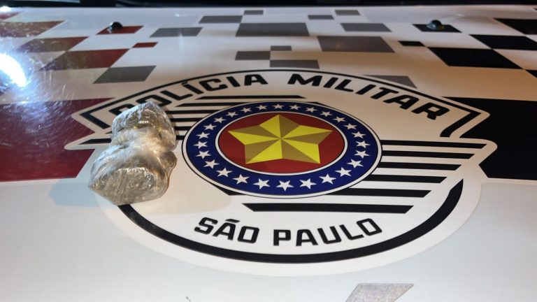 PM apreende adolescentes por porte de drogas em Adamantina