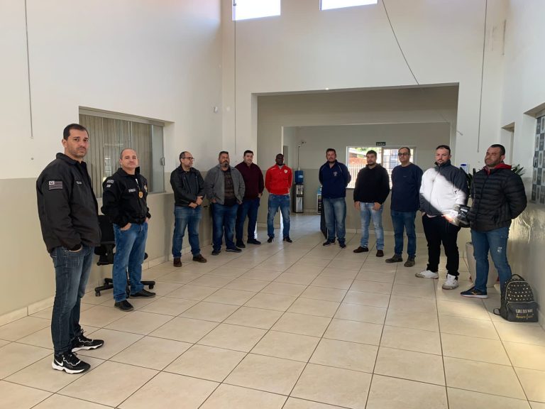 Parceria capacita vigias para reforço na segurança nas escolas municipais de Osvaldo Cruz