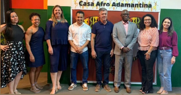 Adamantina recebe visita do coordenador estadual de políticas para população negra e indígena