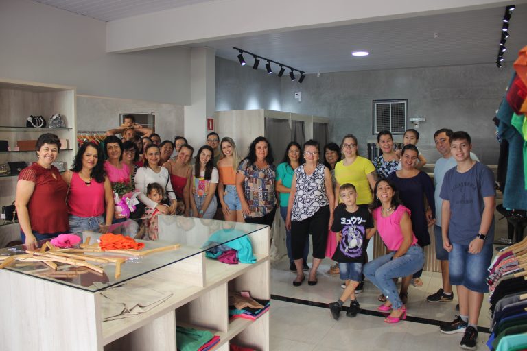 Zizi Modas é inaugurada em Adamantina