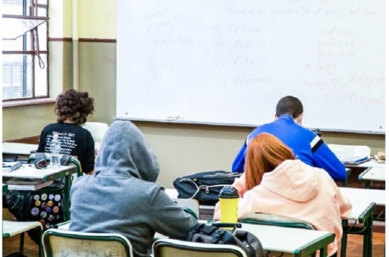 Rede estadual de SP abre matrículas para 2024