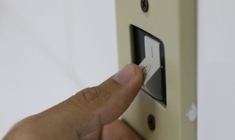 Aneel mantém bandeira verde nas contas de luz em janeiro de 2024