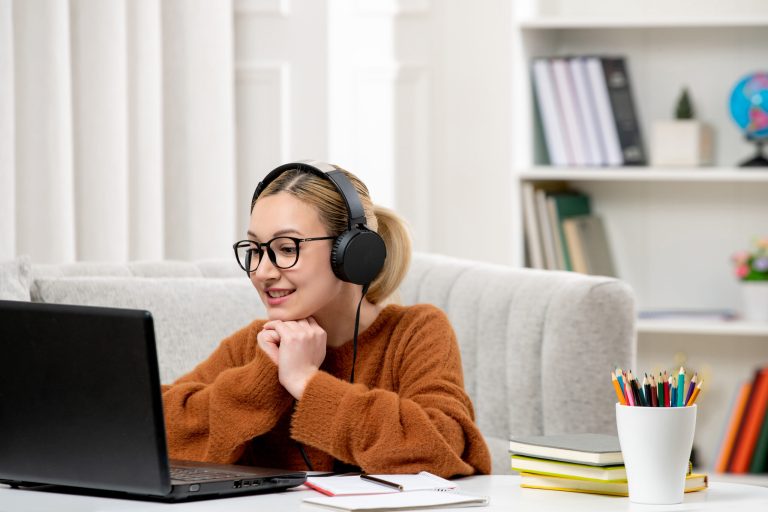 Estado abre inscrições em cursos de idiomas para servidores e alunos