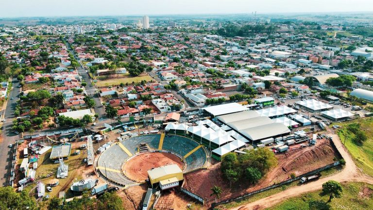 Prefeitura estuda expansão de área para exposições no poliesportivo