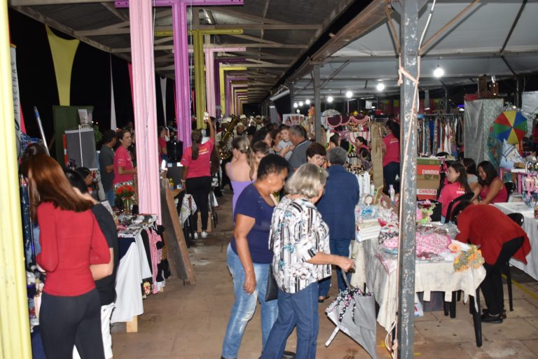 Casa da Sopa e Vicentinos participam da Feira da Mulher Empreendedora