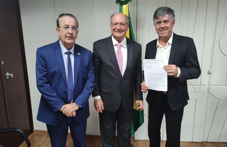 Em Brasília, Cardim busca retroceder doação do prédio do IBC para gerar emprego e renda