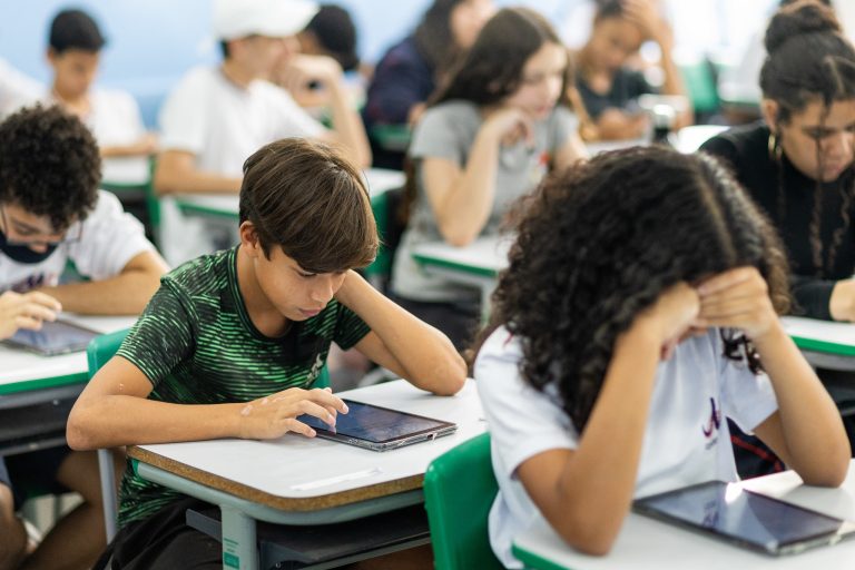 Matrícula 2024: começa inscrição para estudantes de fora da rede estadual