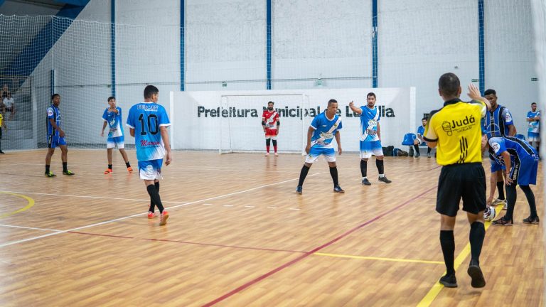 Campeonato de Férias de Futsal começa nesta quarta em Lucélia