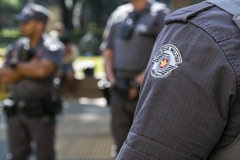 PMs que atuaram no socorro às vítimas de alagamento em Adamantina são homenageados