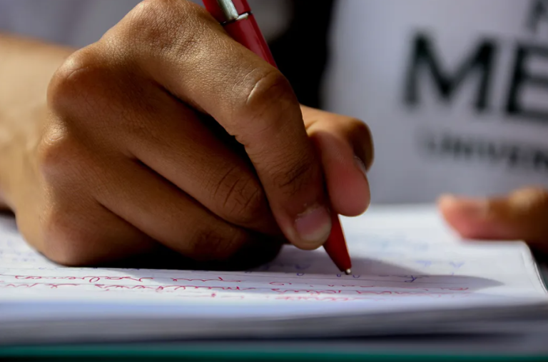 Desenvolve SP: concurso público oferece 13 vagas com salários de até R$ 7 mil