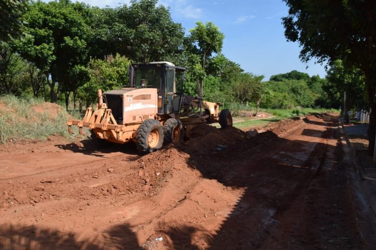 Prefeitura de Parapuã inicia pavimentação de ruas
