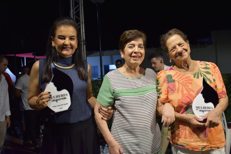 ‘Mulheres que Inspiram’ recebem homenagens em Adamantina