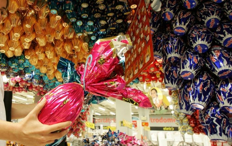 Procon de Adamantina dá dicas na hora da compra dos ovos de Páscoa e pescados