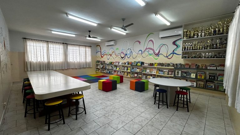 EMEF Navarro de Andrade reinaugura sala de leitura