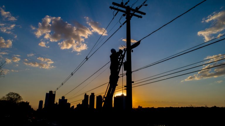 Energisa abre oportunidade para eletricista de distribuição em Adamantina