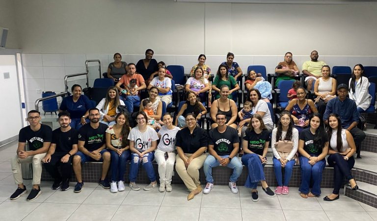 Projeto de extensão da Nutrição promove palestra em parceria com o GAMI a gestantes e lactantes