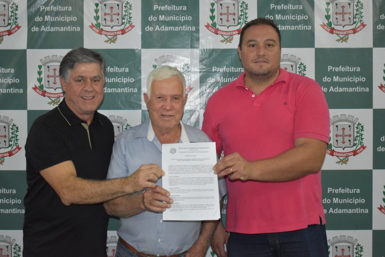 Prefeitura de Adamantina assina contratos do Programa de Aquisição de Alimentos Municipal