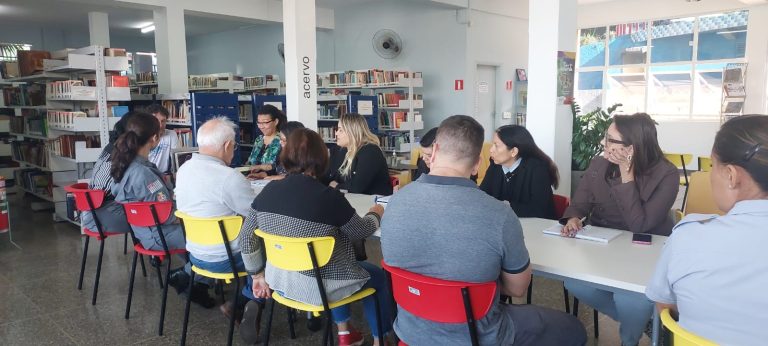 Prefeitura de Adamantina realiza reunião do desfile de 7 de setembro