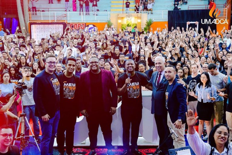 Assembleia de Deus realiza congresso com 1500 jovens, em Adamantina