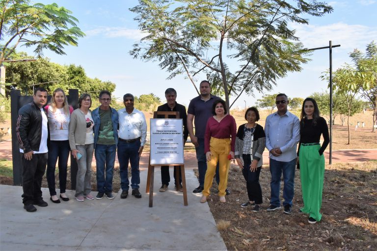 Prefeitura de Adamantina inaugura Praça Lariele Verônica Boldrin