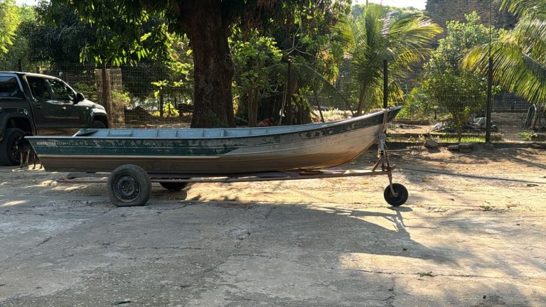 Policia Civil recupera barcos furtados no Rio Aguapeí em Junqueirópolis