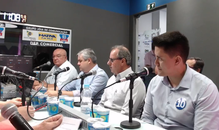 Considerado de “alto nível”, debate com candidatos de Adamantina termina já com data marcada para o próximo, em Outubro