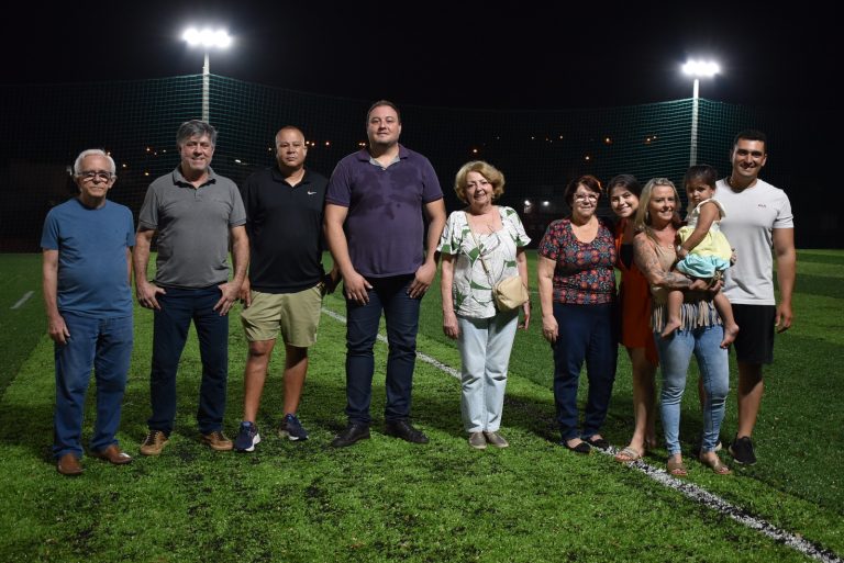 Nova arena de futebol do Parque dos Pioneiros é inaugurada