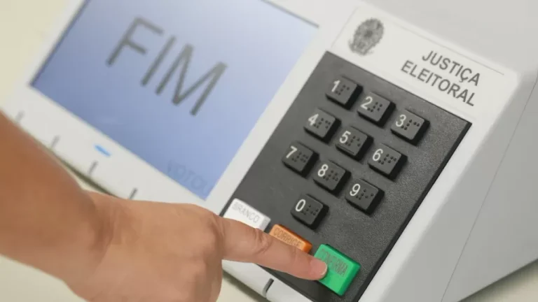 Mais de 25 mil adamantinenses vão às urnas neste domingo (6)