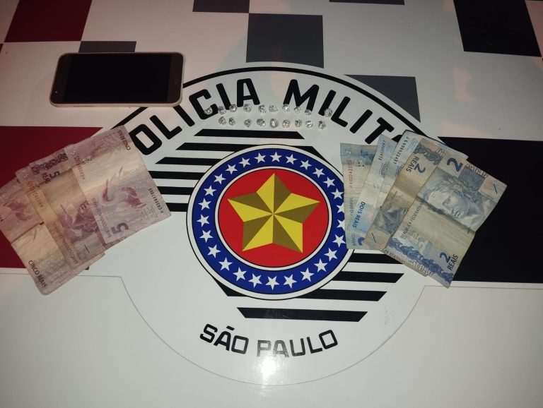 Jovem de 20 anos é preso por tráfico de drogas, em Osvaldo Cruz